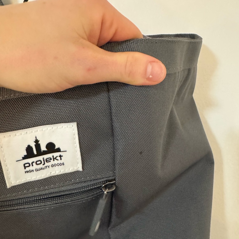 Projekt Backpack with Embroidered Design - Picture 4 of 9